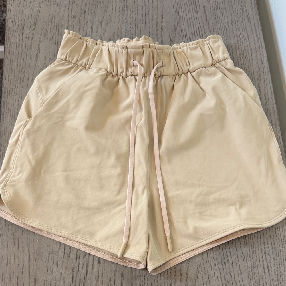 lululemon athletica Light Cream Elastic Waist Drawstring Shorts